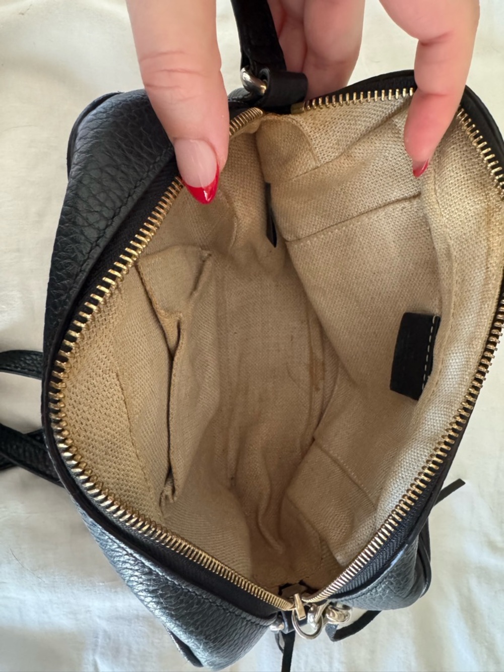 Gucci Black Soho Disco Crossbody Bag - Picture 3 of 8